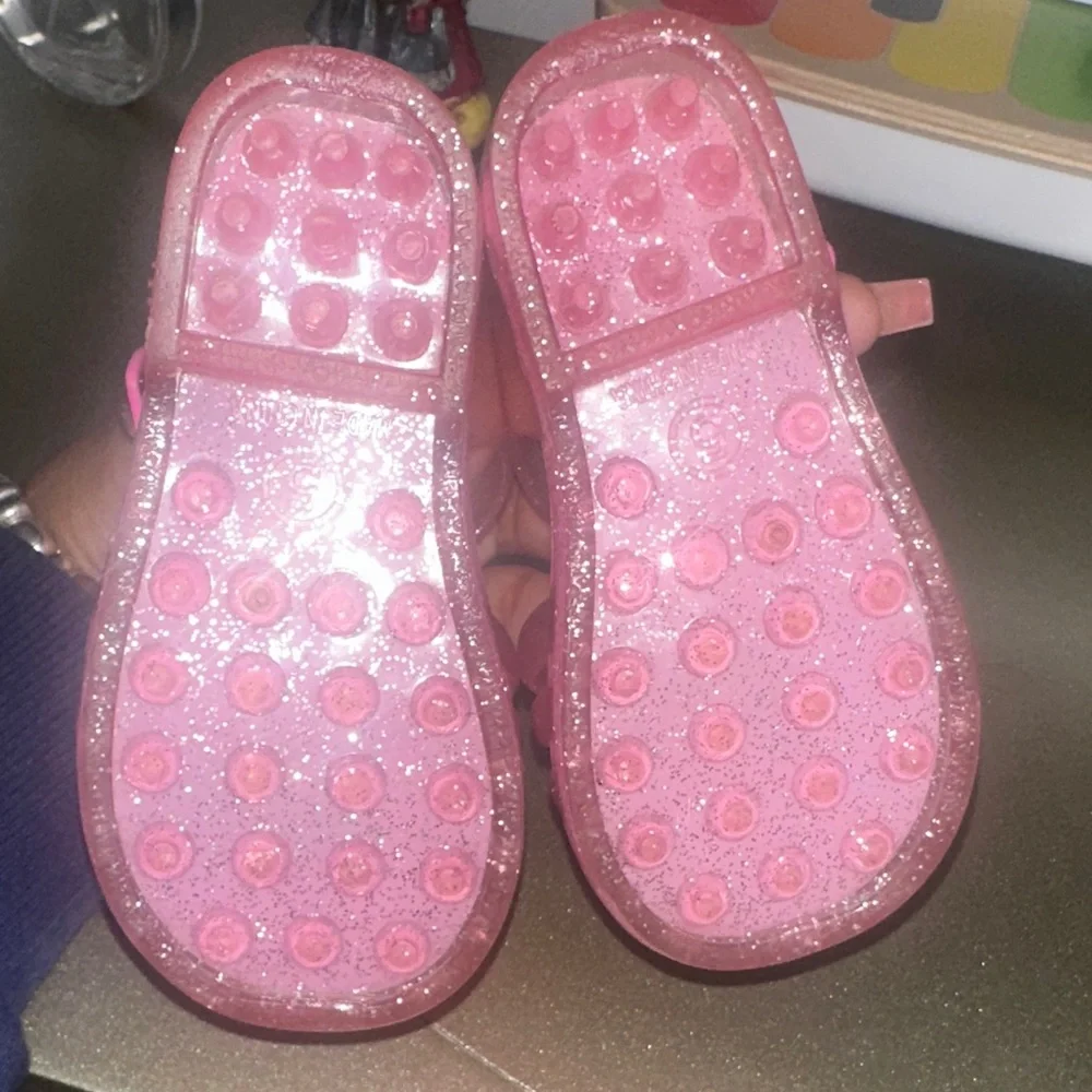 Disney Minnie Mouse Glittery Pink Kids Sandals - Picture 3 of 4